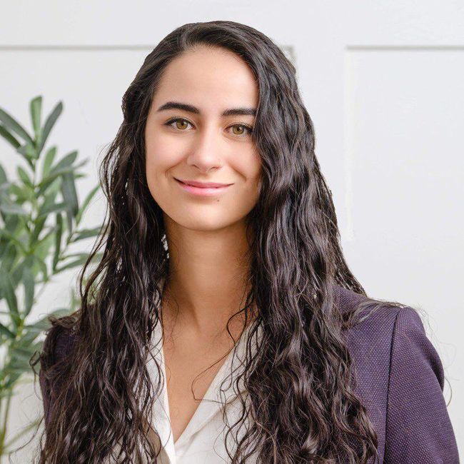 Megan Thomas, leasing representative